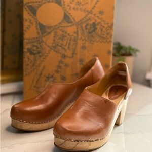 Free People Tan Leather Monroe Clog